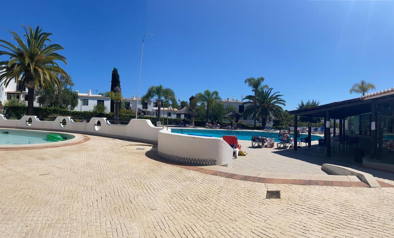 Albufeira Praia Sao Rafael Sun Apartment Esterno foto